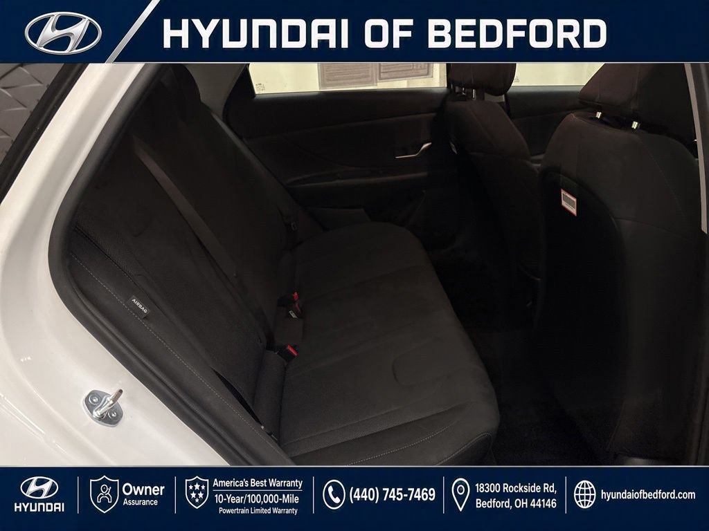 Used 2026 Hyundai Elantra SE w/ Cargo Package FWD image 24