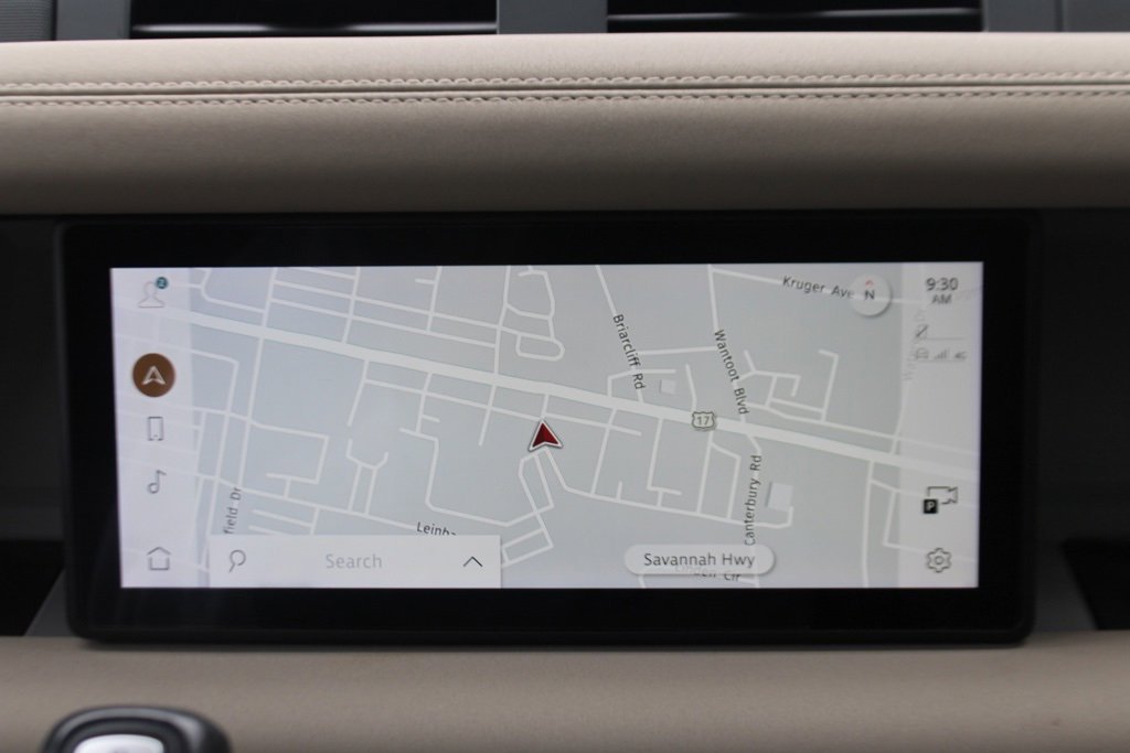 Used 2022 Land Rover Defender 110 X-Dynamic SE image 18