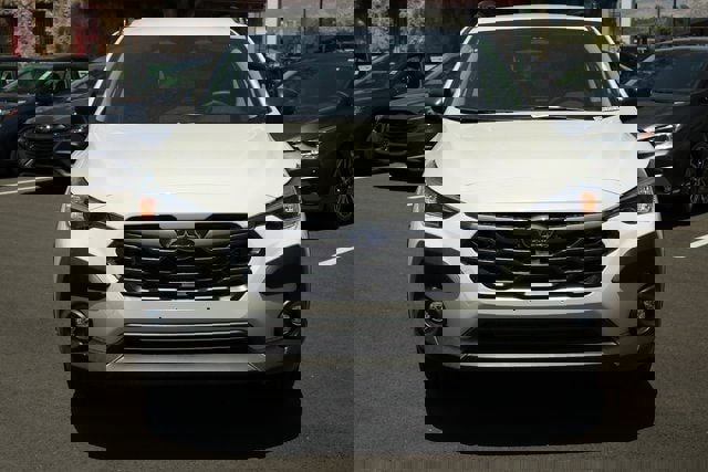 Certified 2025 Subaru Crosstrek 2.0i Premium image 8