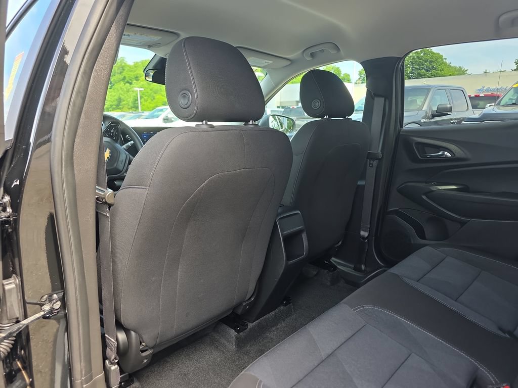 Used 2024 Chevrolet Trax LS w/ Driver Confidence Package FWD image 18