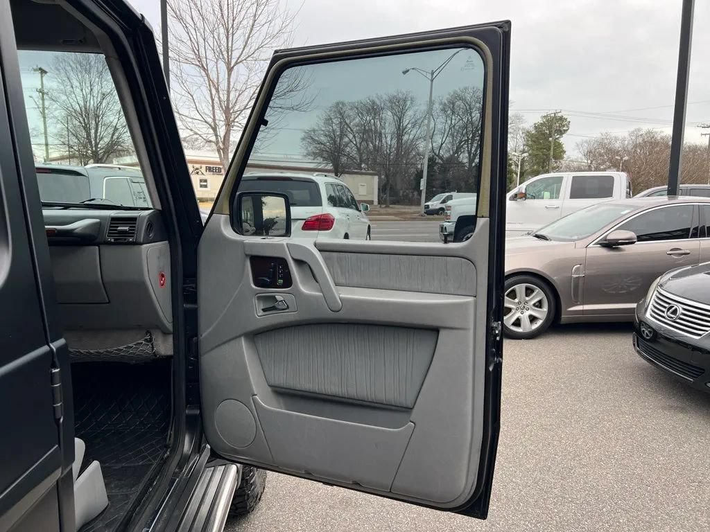 Used 2005 Mercedes-Benz G 500 image 17