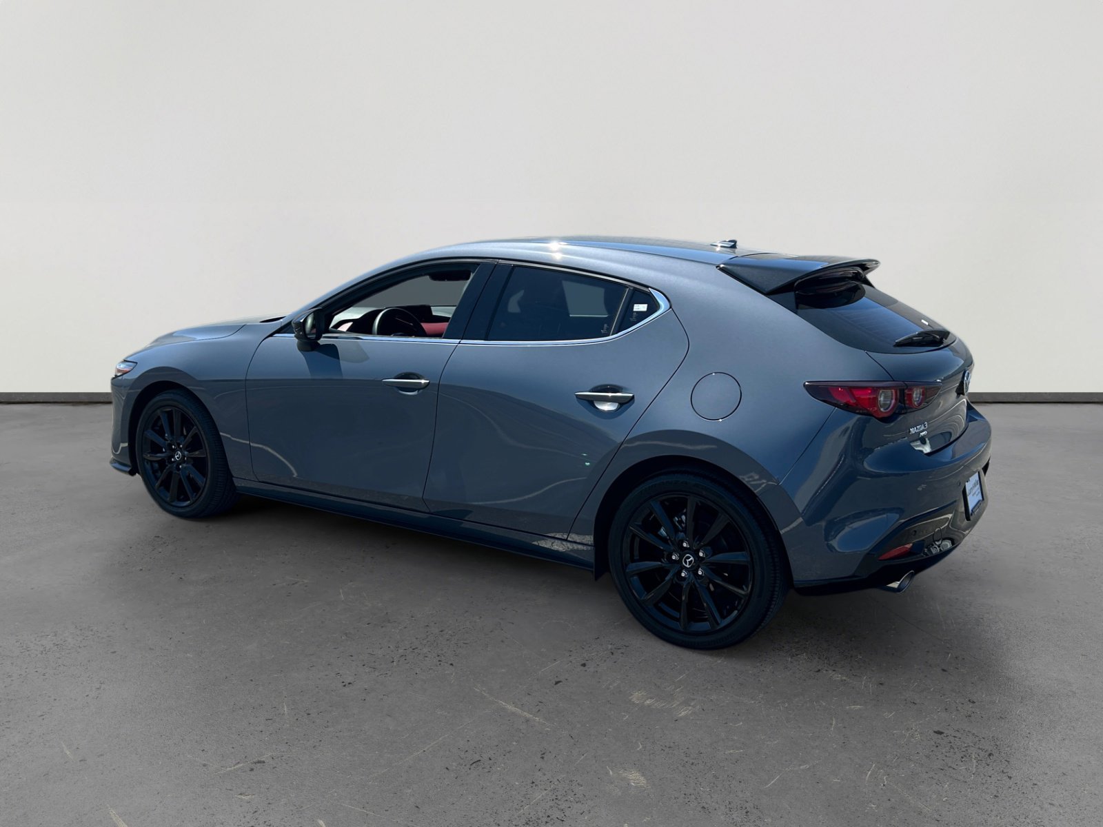 Used 2025 MAZDA MAZDA3 Hatchback w/Premium Plus Pkg AWD/4WD image 3