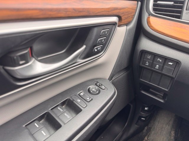 Used 2022 Honda CR-V Touring image 17