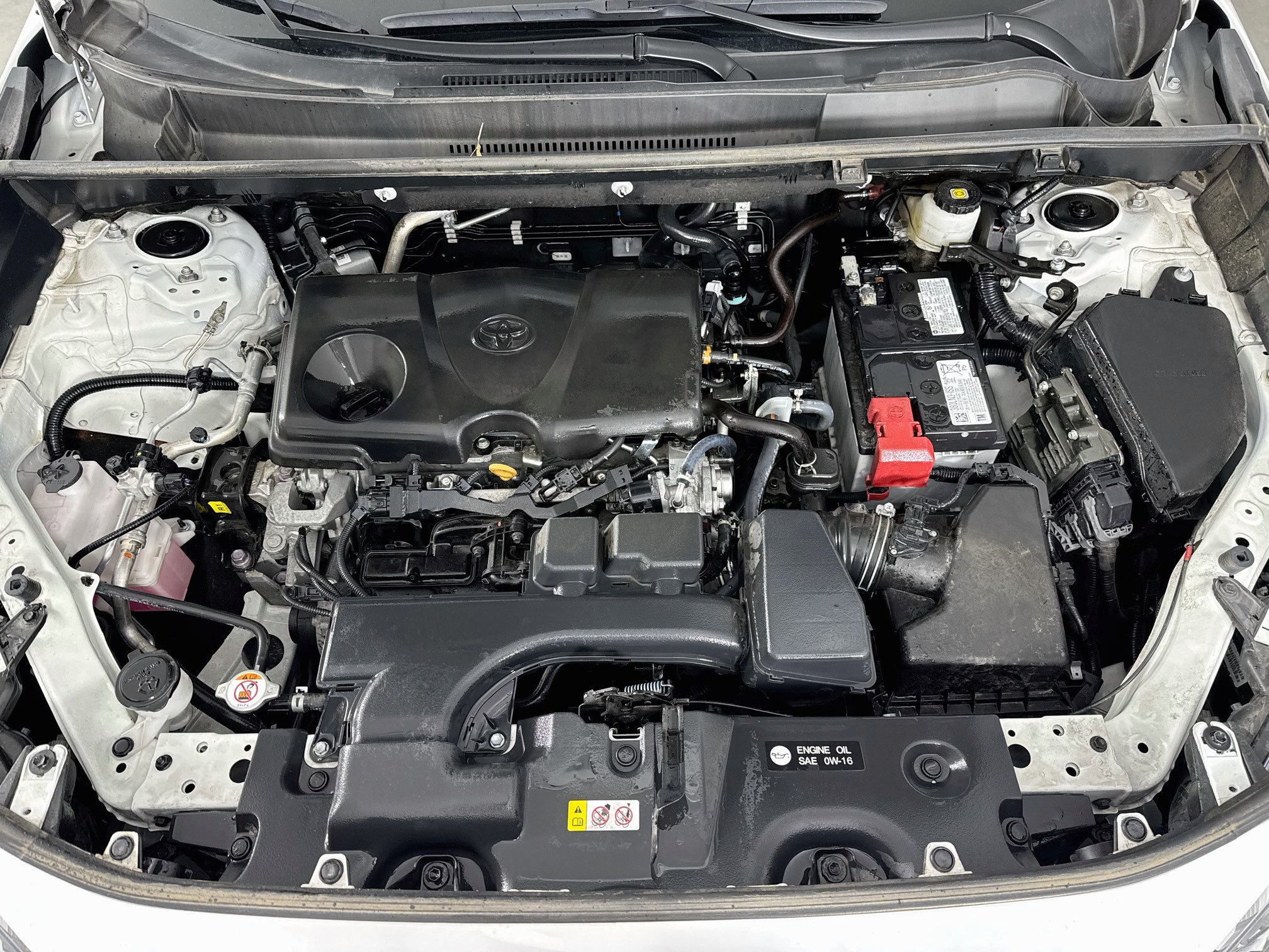 Certified 2025 Toyota RAV4 LE AWD/4WD image 29