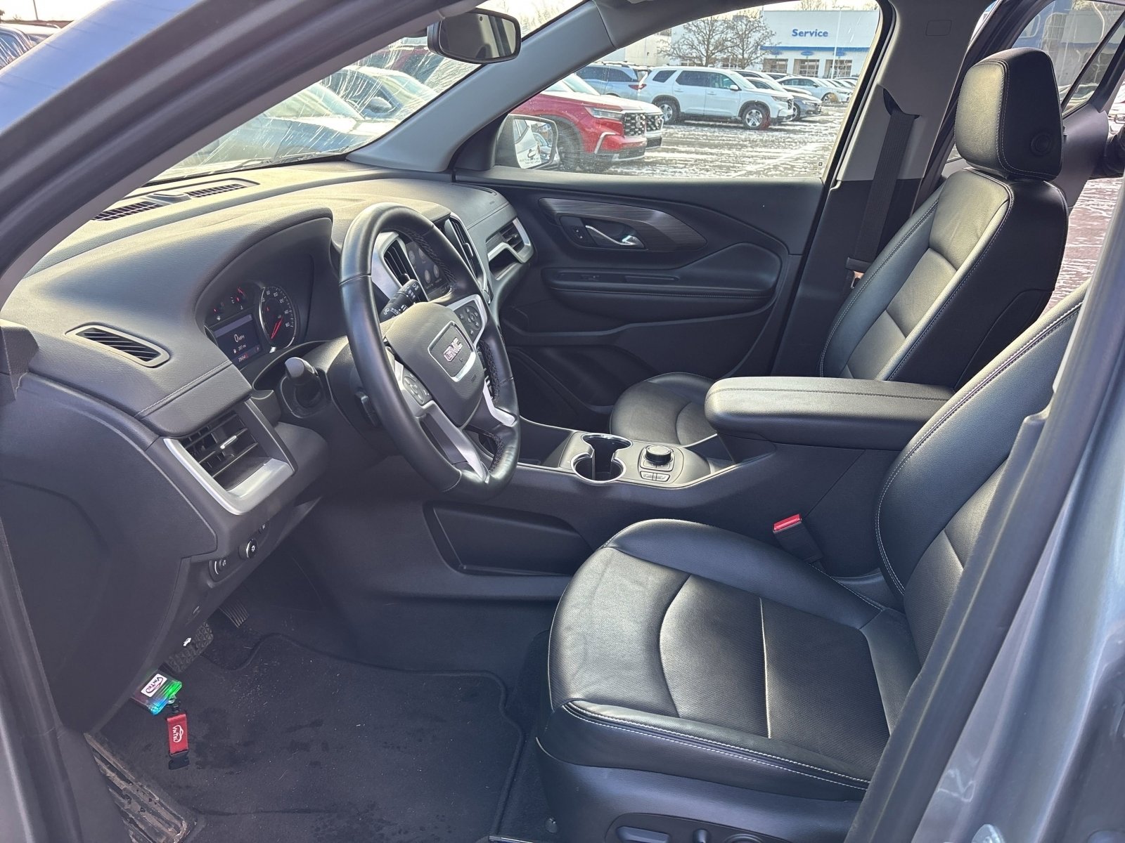 Used 2023 GMC Terrain SLT image 17