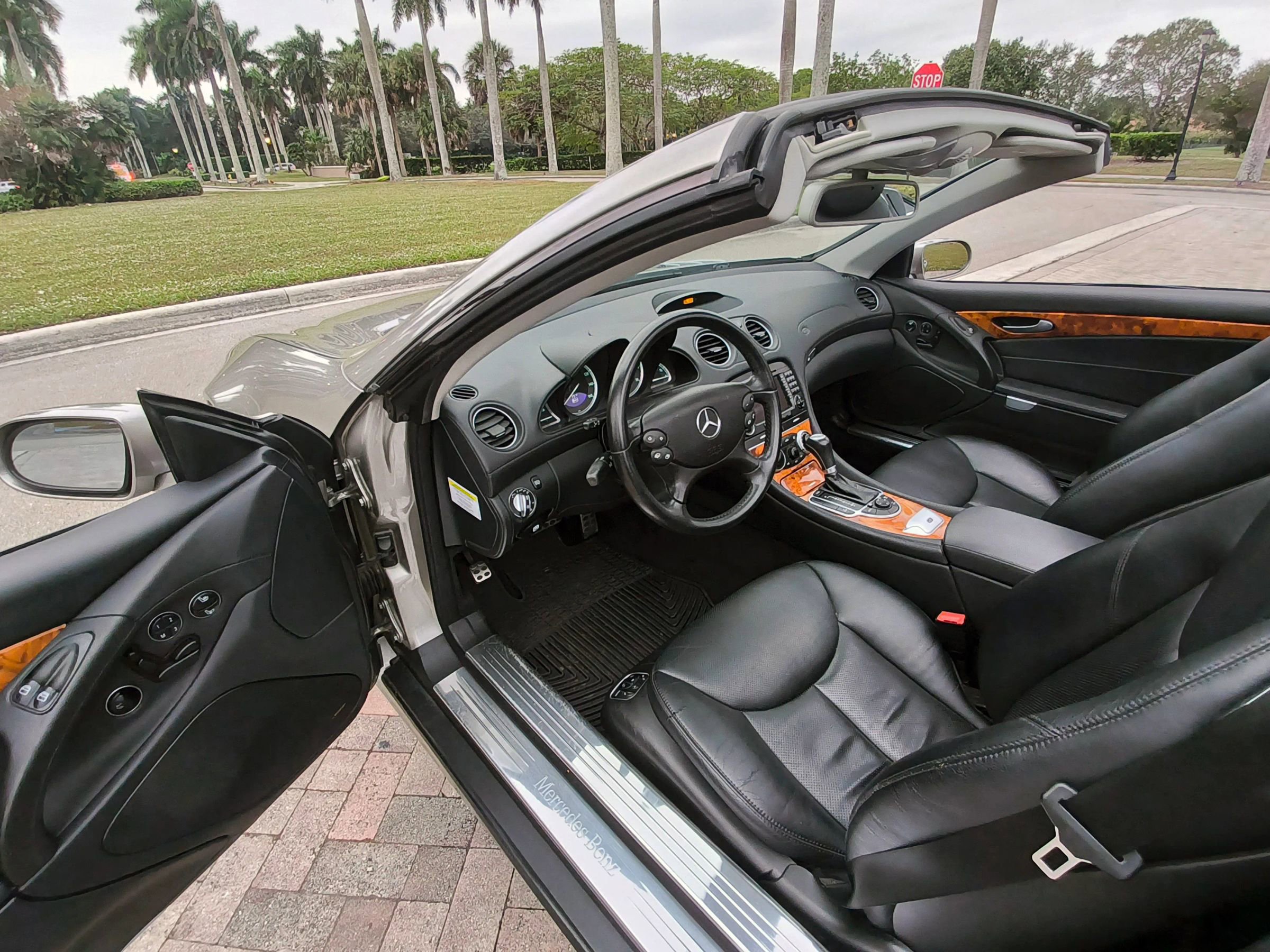 Used 2007 Mercedes-Benz SL 550 image 13