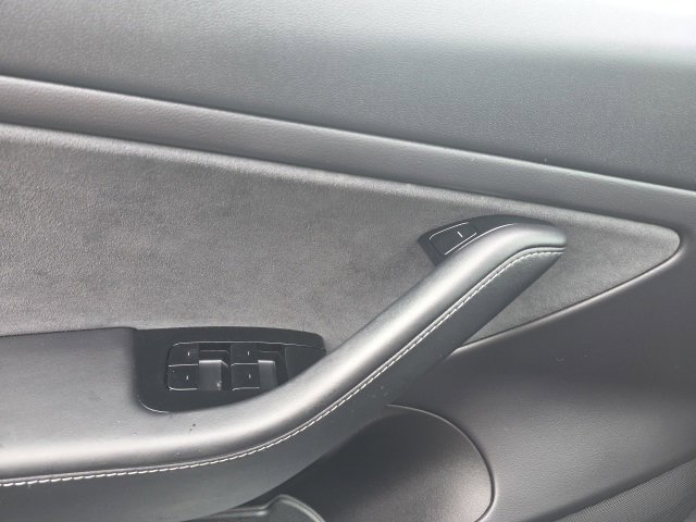 Used 2019 Tesla Model 3 Long Range image 10