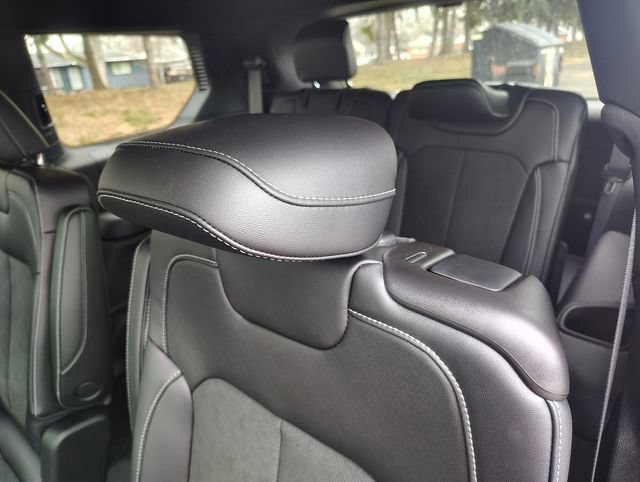 New 2025 Jeep Grand Cherokee L Laredo AWD/4WD image 30