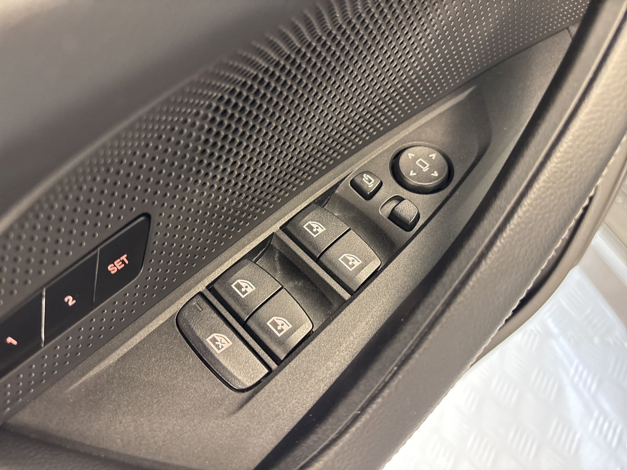 Certified 2023 BMW i4 eDrive35 w/ Premium Package image 21