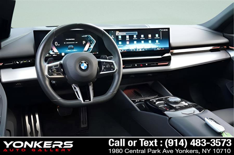 Used 2024 BMW 530i xDrive image 21
