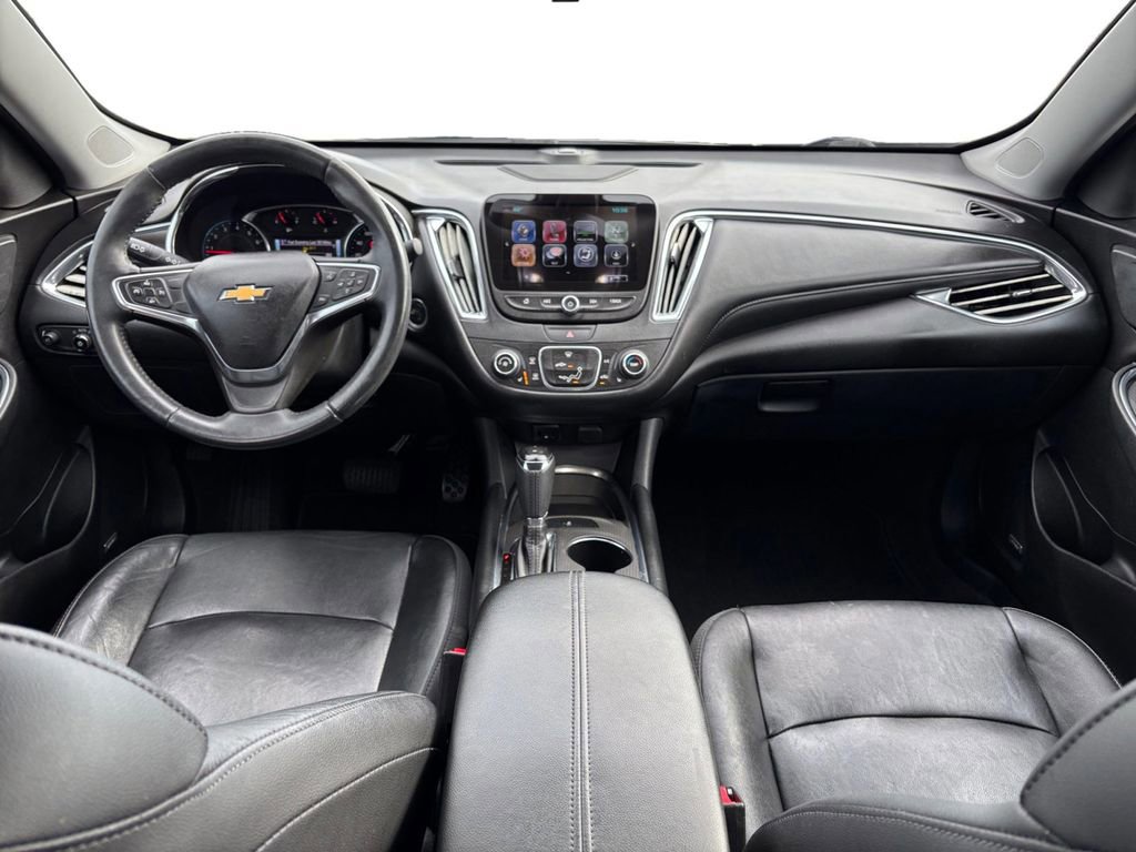 Used 2017 Chevrolet Malibu LT w/ Leather Package image 17
