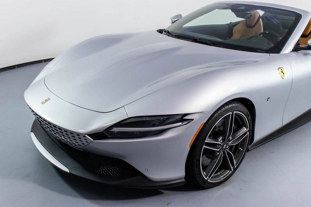 Certified 2025 Ferrari Roma Spider image 30