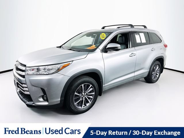 Used 2018 Toyota Highlander XLE AWD/4WD image 5