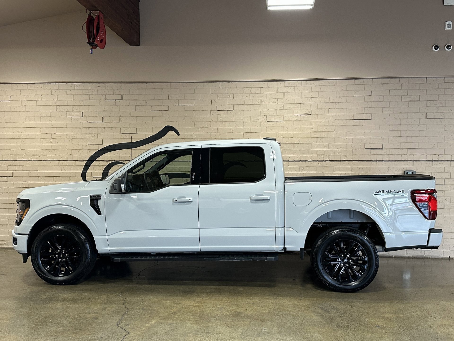 Used 2024 Ford F150 XLT w/ Equipment Group 303A High image 7