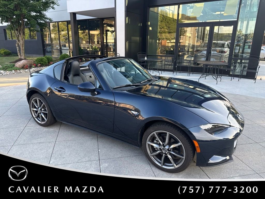 Used 2021 MAZDA MX-5 Miata RF Grand Touring RWD image 16