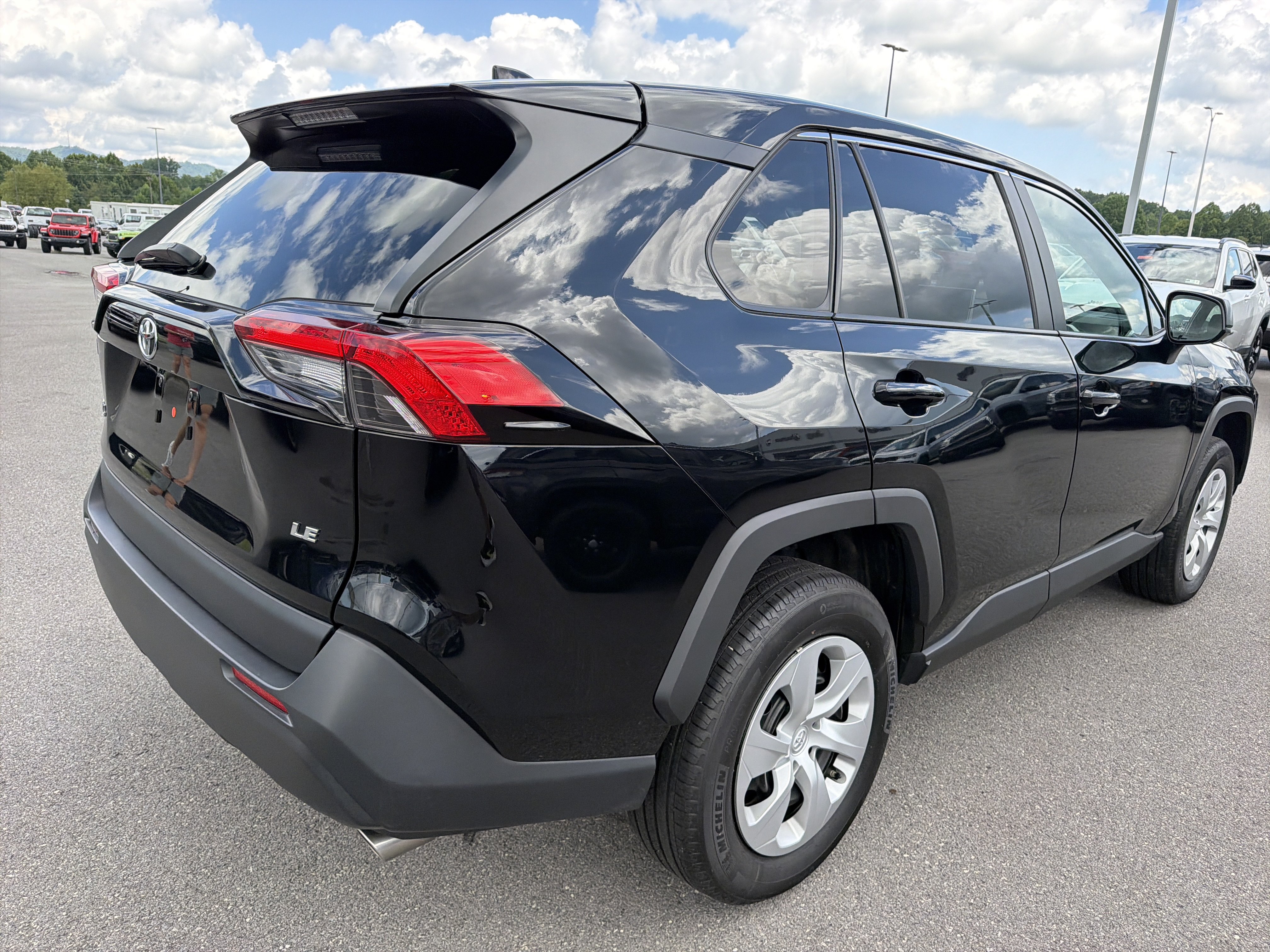 Used 2025 Toyota RAV4 LE FWD image 6