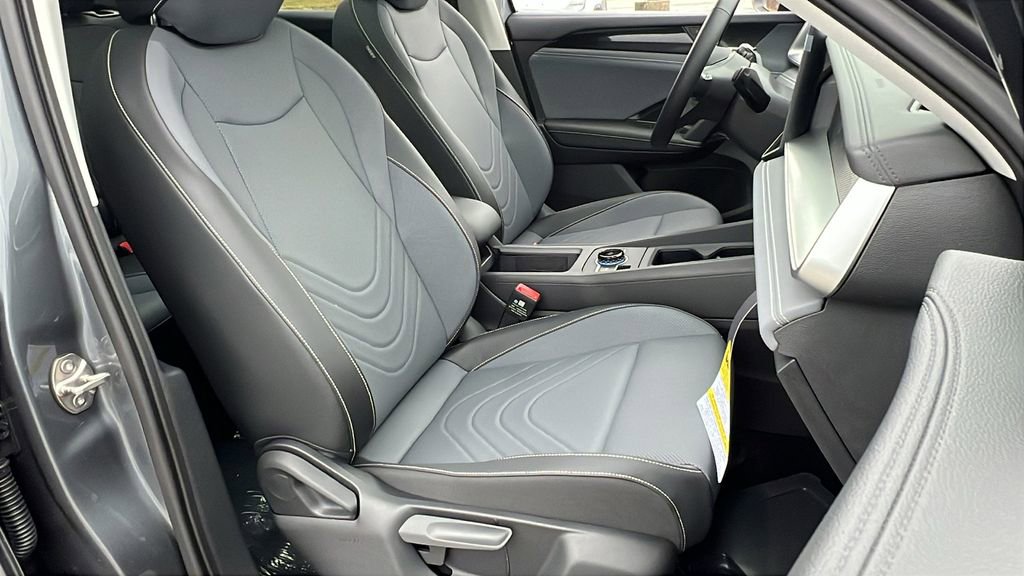 New 2026 Volkswagen Tiguan SE image 10