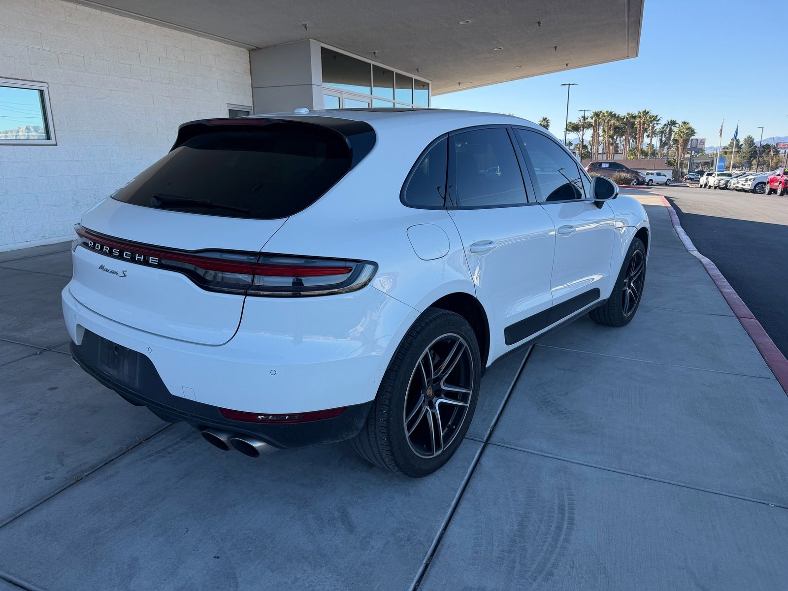 Used 2020 Porsche Macan S image 3
