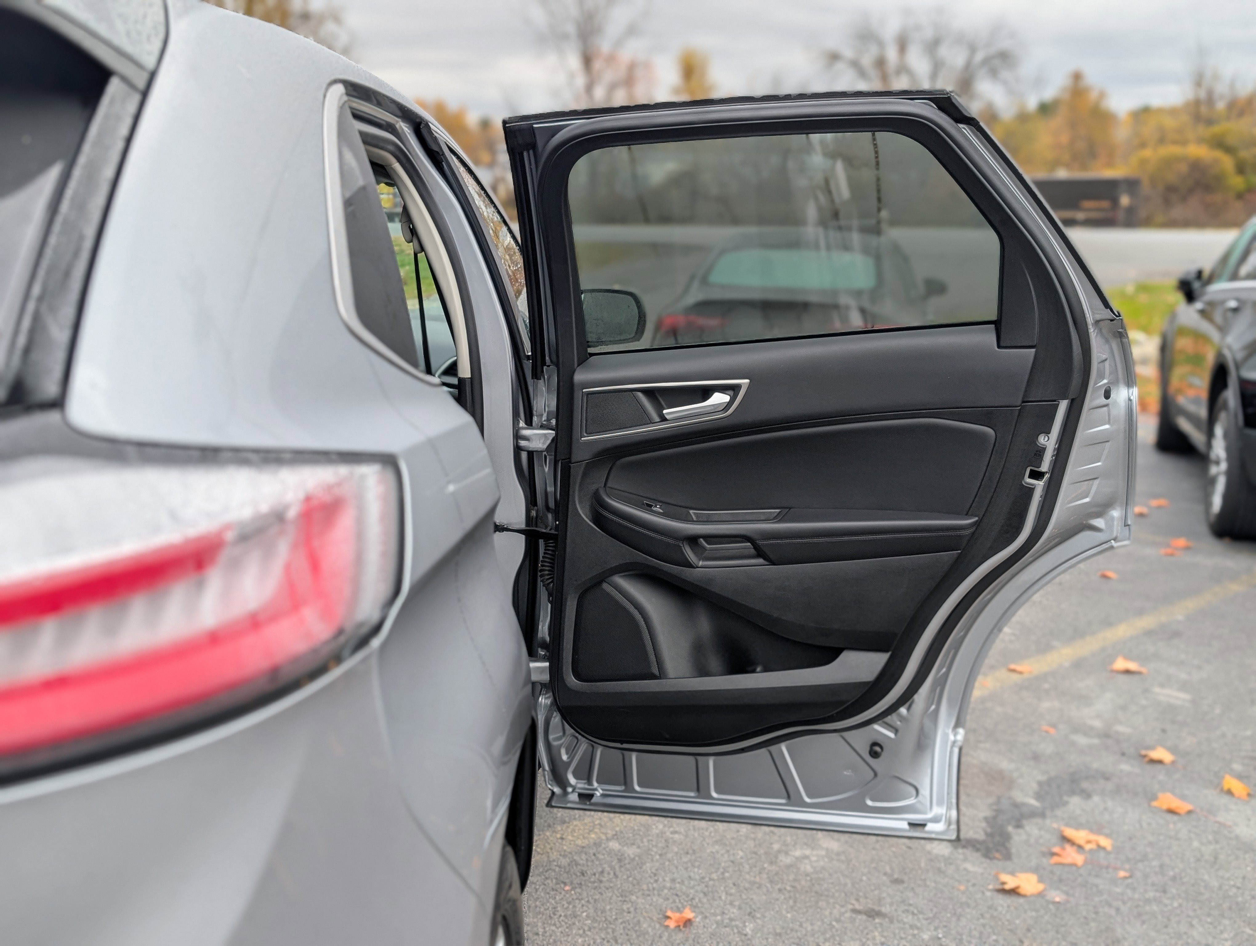 Used 2022 Ford Edge SEL w/ Convenience Package image 38