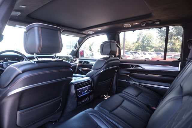 Used 2022 Jeep Grand Wagoneer Series III w/ Flexible Seating Group AWD/4WD image 78