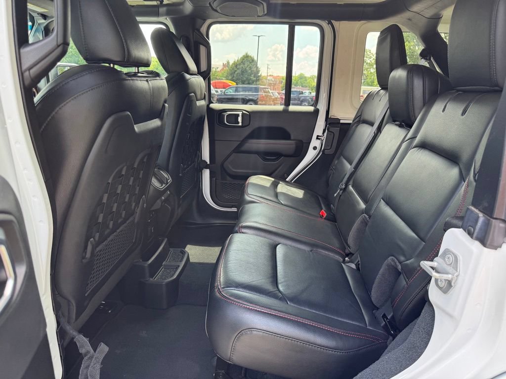 Used 2022 Jeep Wrangler Unlimited Rubicon w/ Dual Top Group AWD/4WD image 24