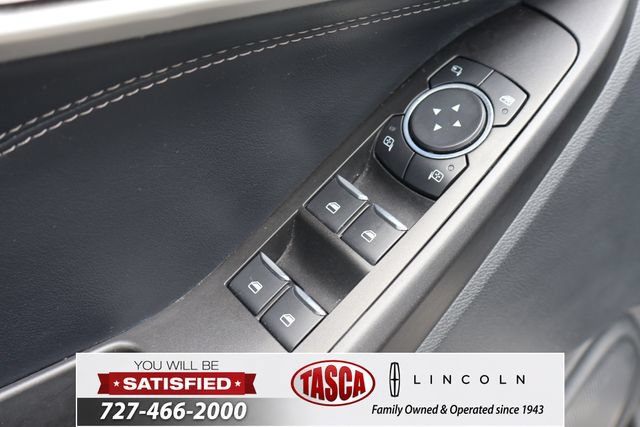Used 2020 Ford Explorer Limited RWD image 12