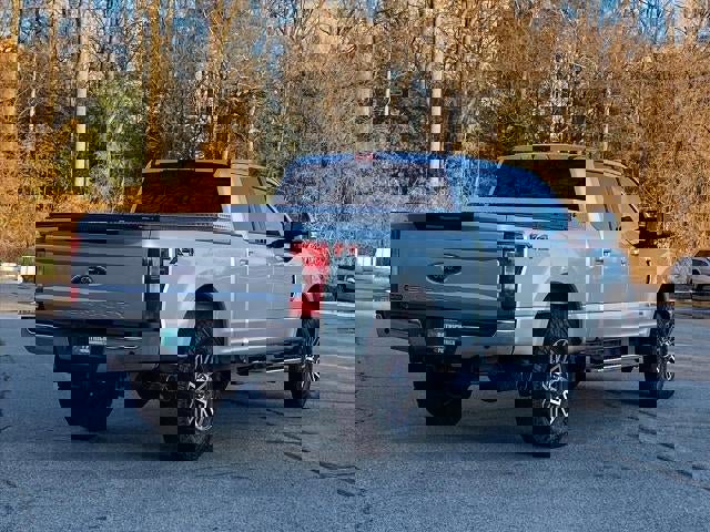 Used 2019 Ford F250 Lariat w/ Lariat Ultimate Package image 3