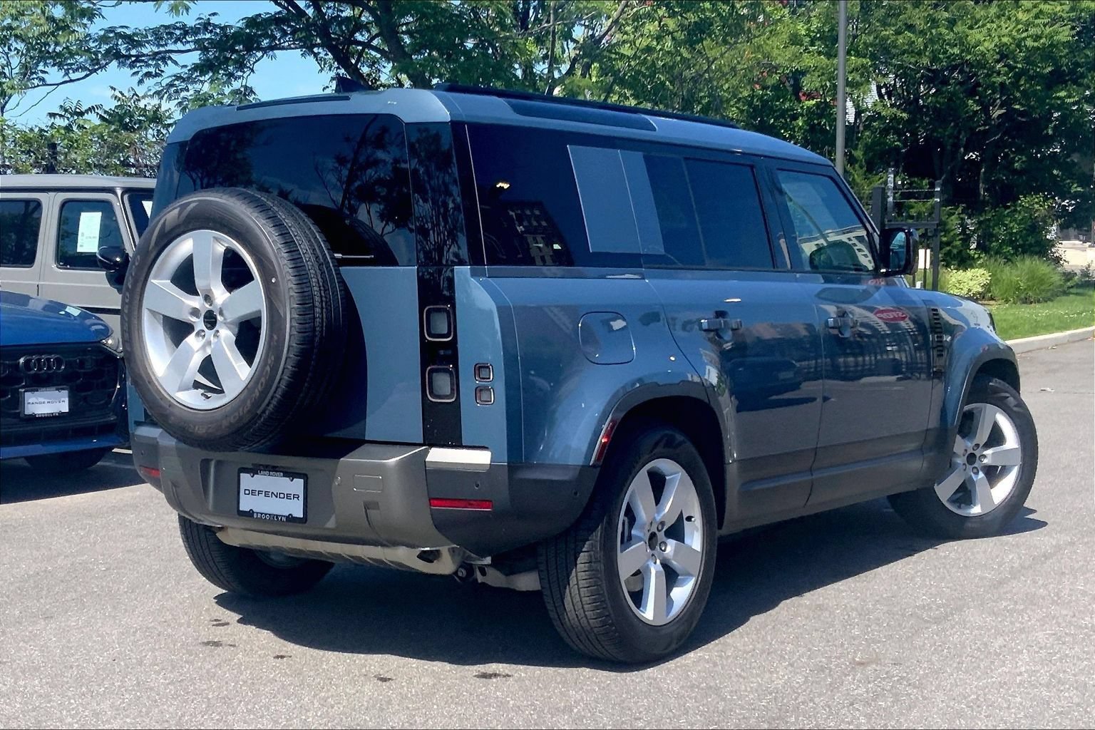 Certified 2026 Land Rover Defender 110 S AWD/4WD image 12