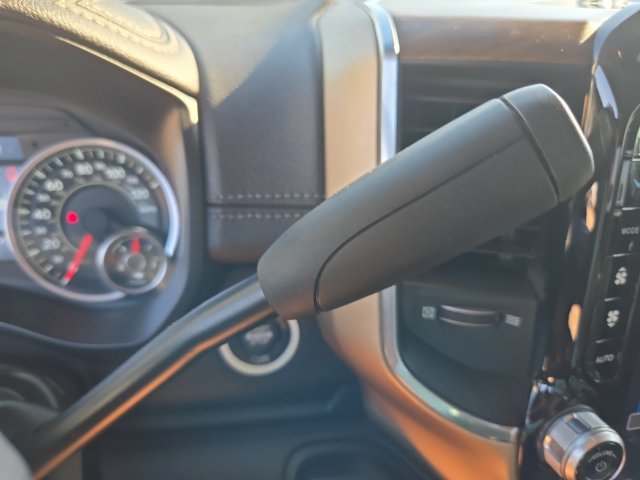 Used 2024 RAM 2500 Laramie w/ Safety Group AWD/4WD image 15