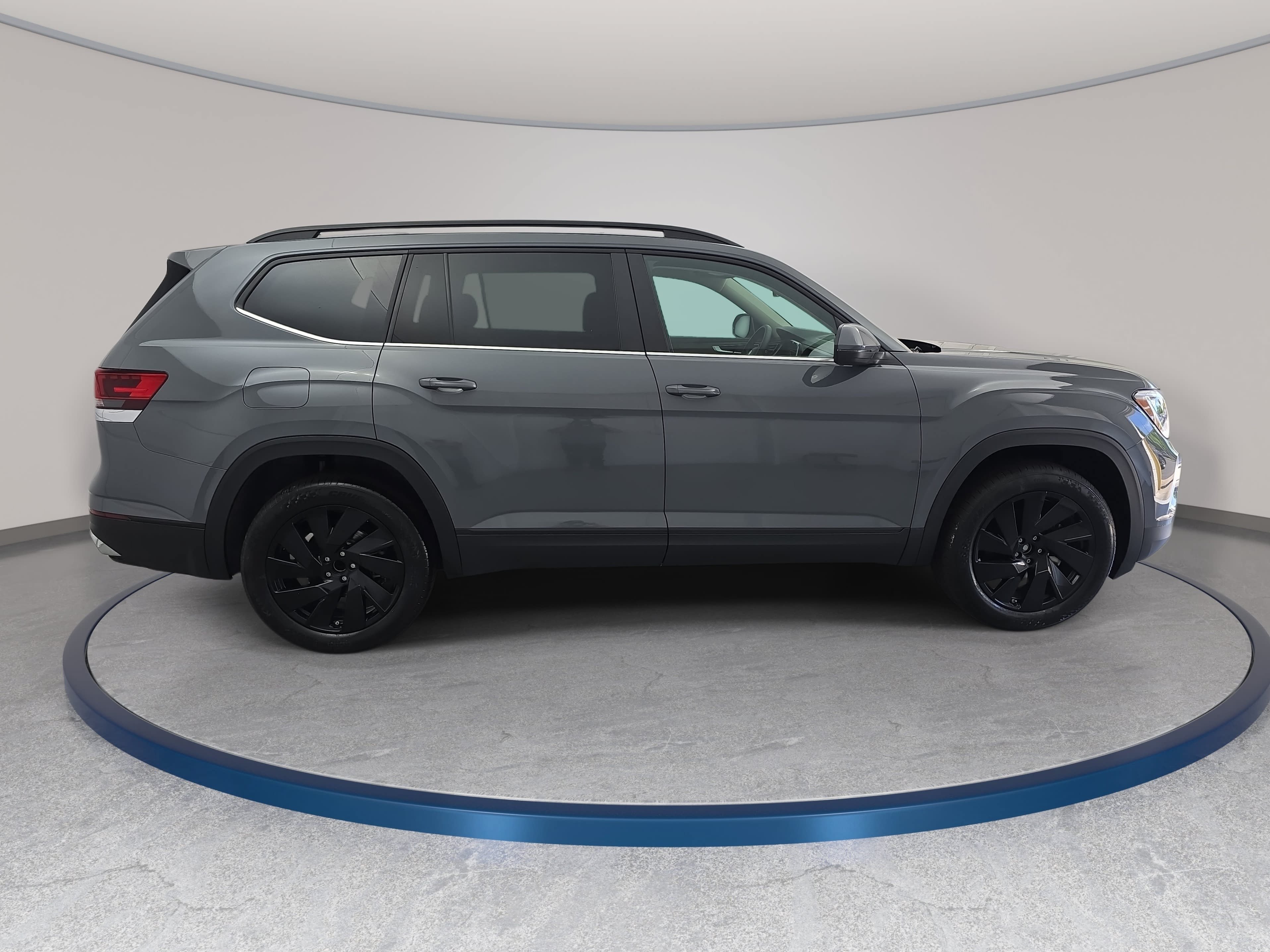 New 2026 Volkswagen Atlas SE FWD image 4