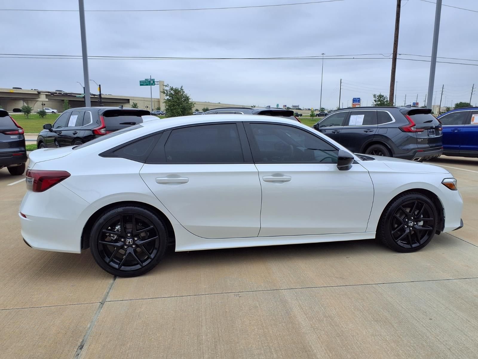 Used 2025 Honda Civic Sport image 8