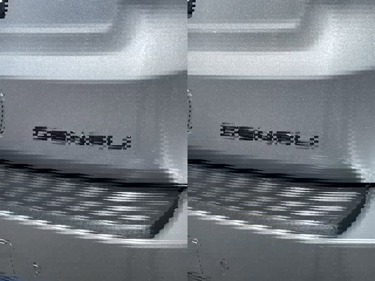 Used 2024 GMC Yukon Denali Ultimate image 47