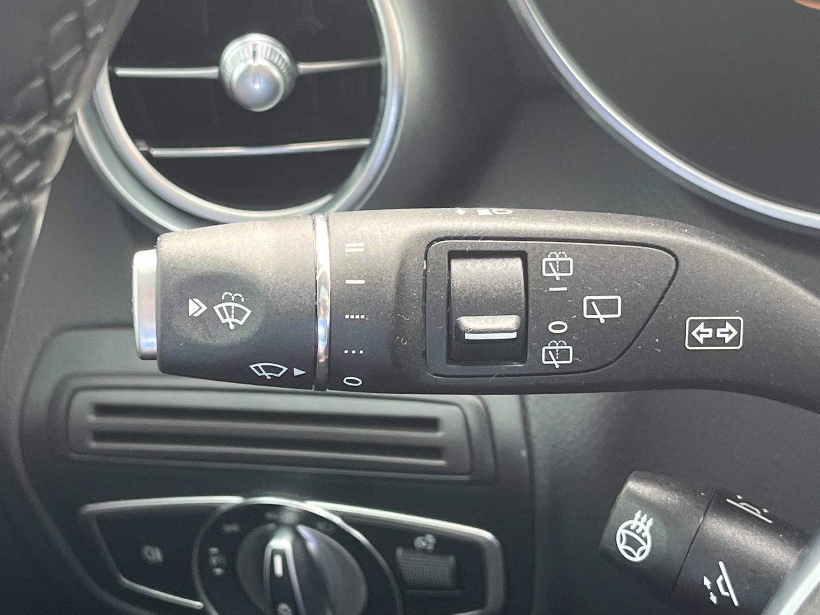 Certified 2022 Mercedes-Benz GLC 43 AMG 4MATIC image 42