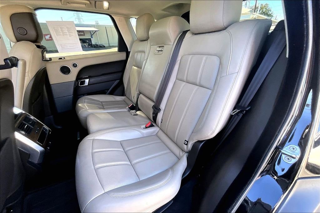 Used 2018 Land Rover Range Rover Sport HSE image 37
