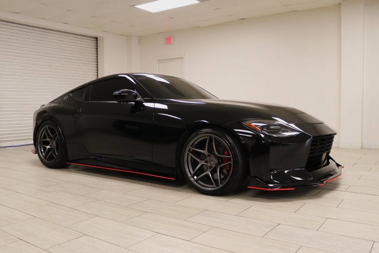 Used 2023 Nissan Z Performance 2dr Coupe 9A w/ Floor Mat Package (L93) image 5