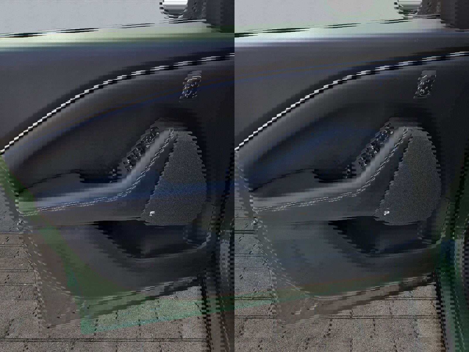 Certified 2025 Ford Mustang Mach-E Premium image 10