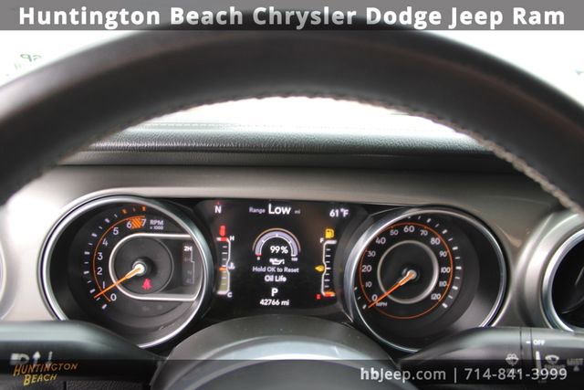 Used 2023 Jeep Wrangler Sahara image 21