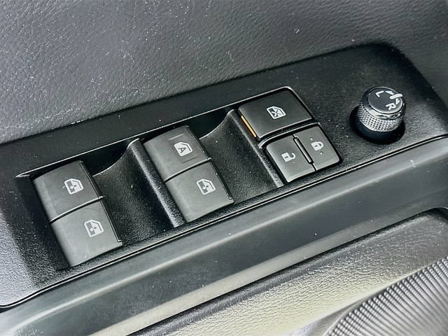 Used 2023 Toyota Tacoma SR AWD/4WD image 18