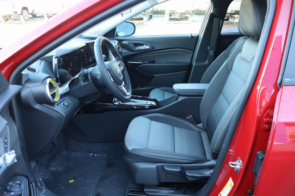 New 2026 Chevrolet Trax LT w/ LT Convenience Package image 4