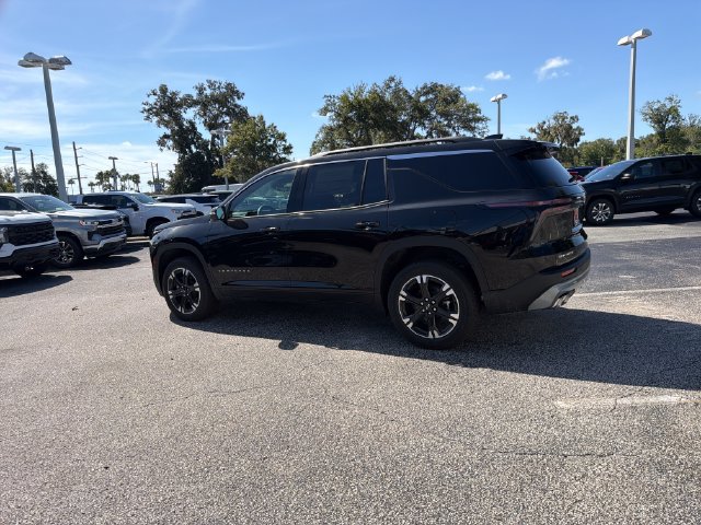 New 2027 Chevrolet Traverse LT w/ Sun and Wheel Package FWD image 7