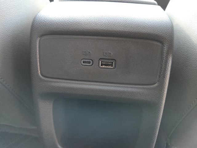 New 2026 Chevrolet Trax ACTIV w/ Sunroof Package image 17