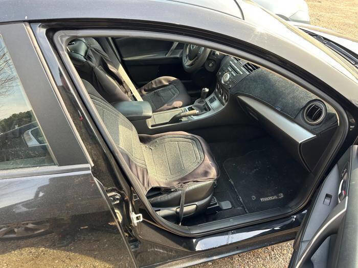 Used 2010 MAZDA MAZDA3 s Grand Touring FWD image 30