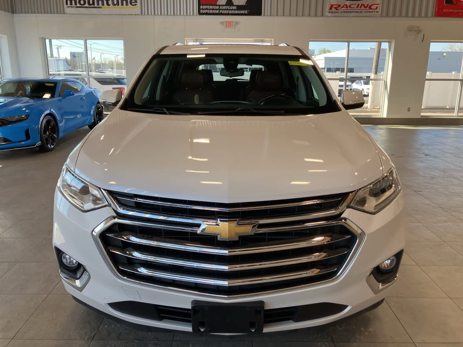 Used 2019 Chevrolet Traverse High Country AWD/4WD image 2