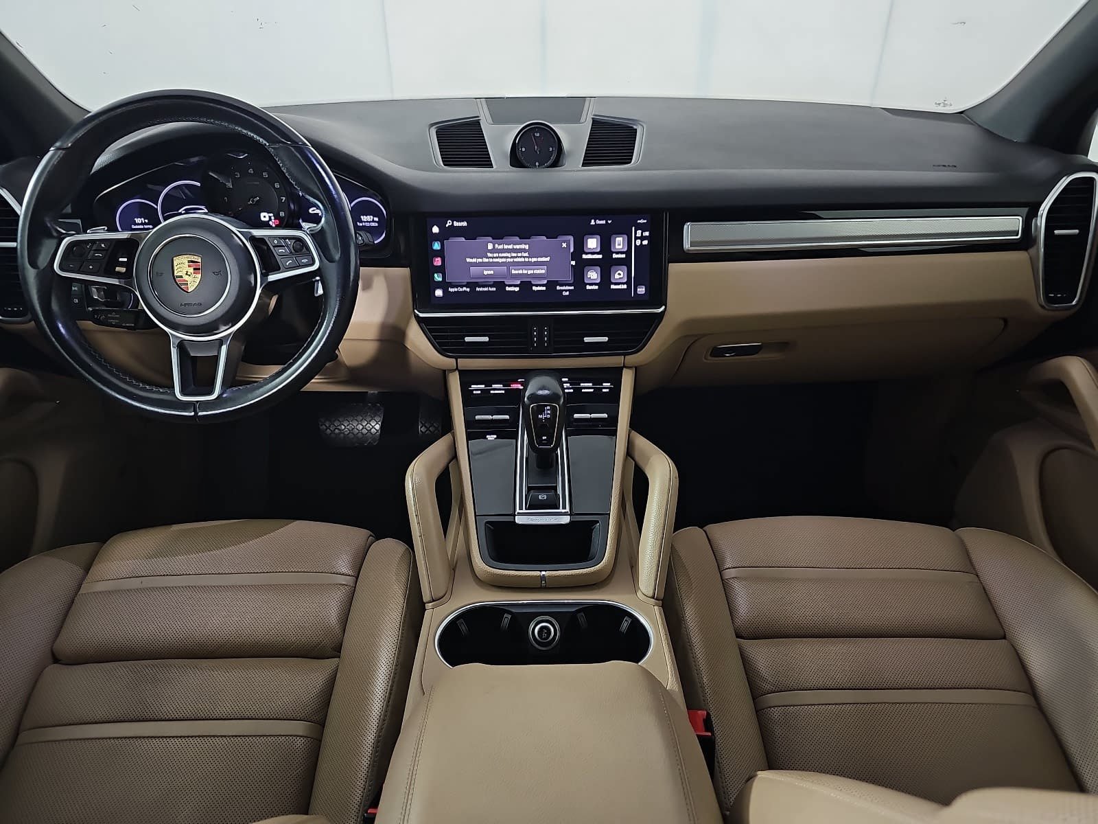 Used 2023 Porsche Cayenne Platinum Edition AWD/4WD image 11