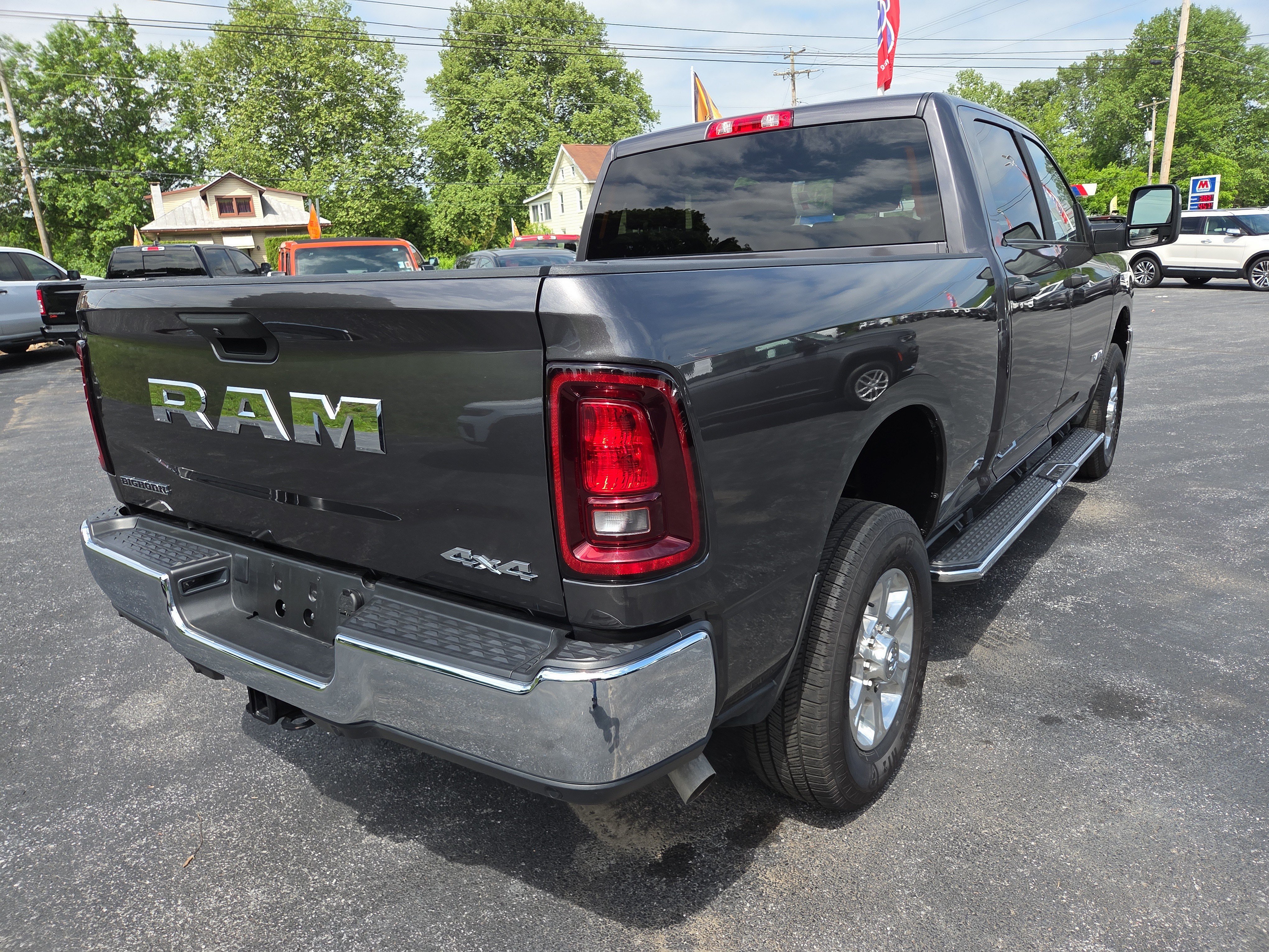 Certified 2025 RAM 2500 Big Horn AWD/4WD image 4