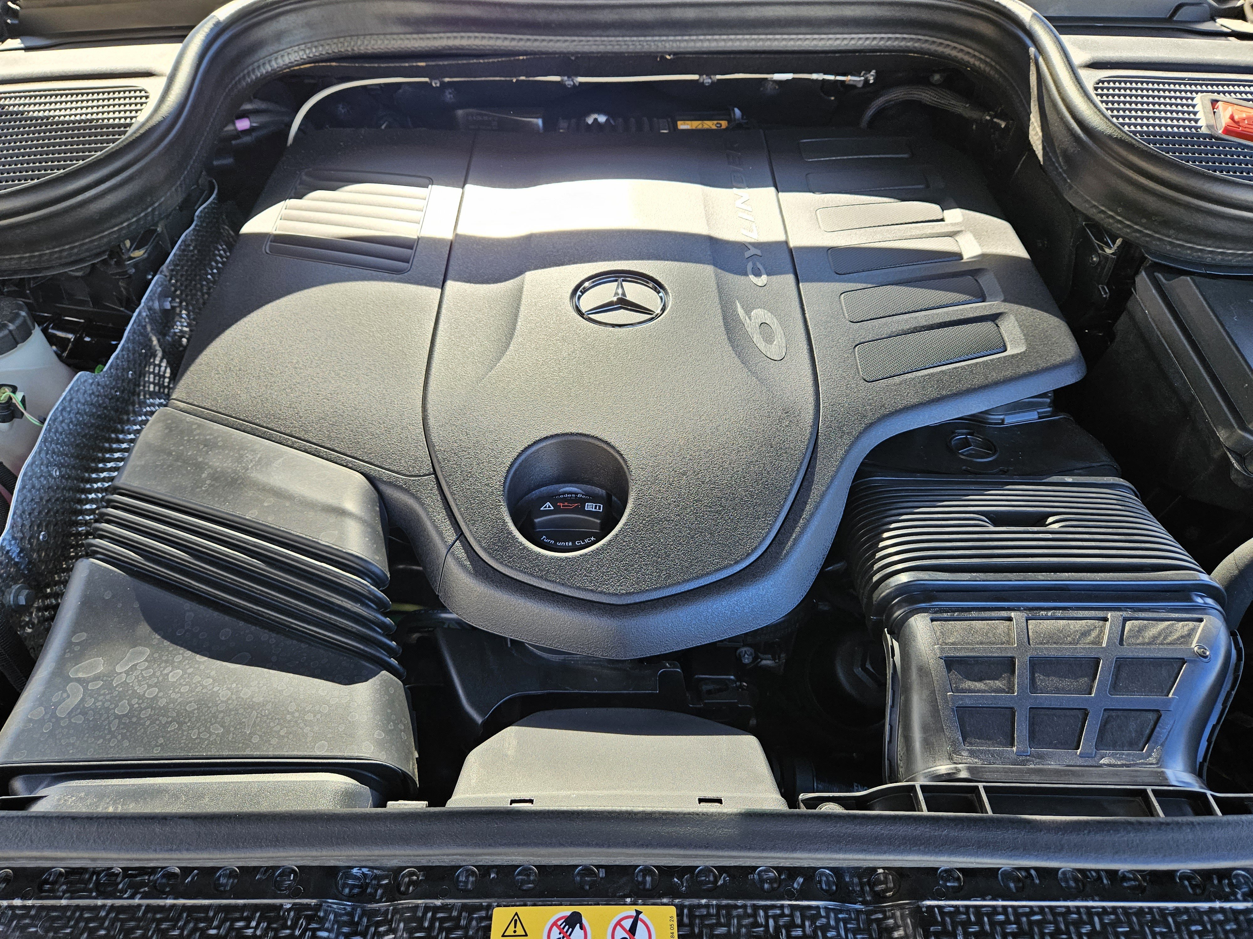 Certified 2025 Mercedes-Benz GLS 450 4MATIC image 33