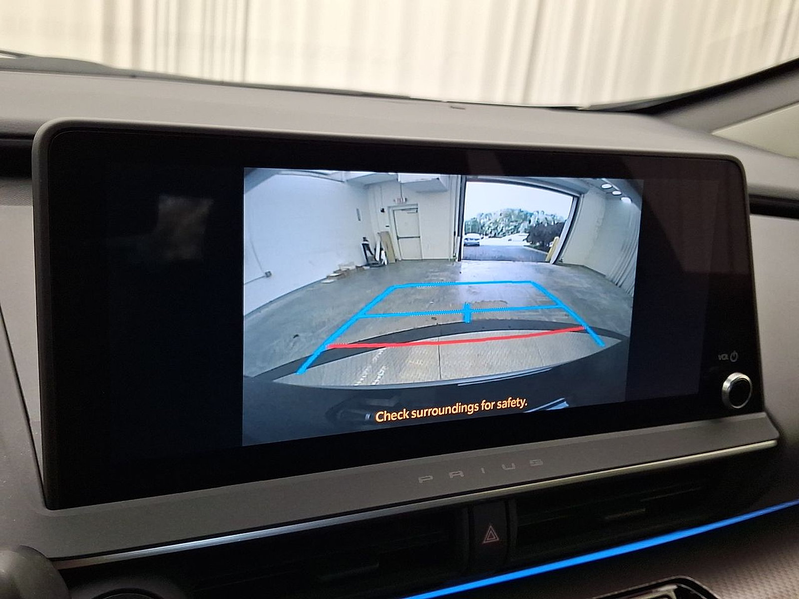 Certified 2024 Toyota Prius XLE AWD/4WD image 19