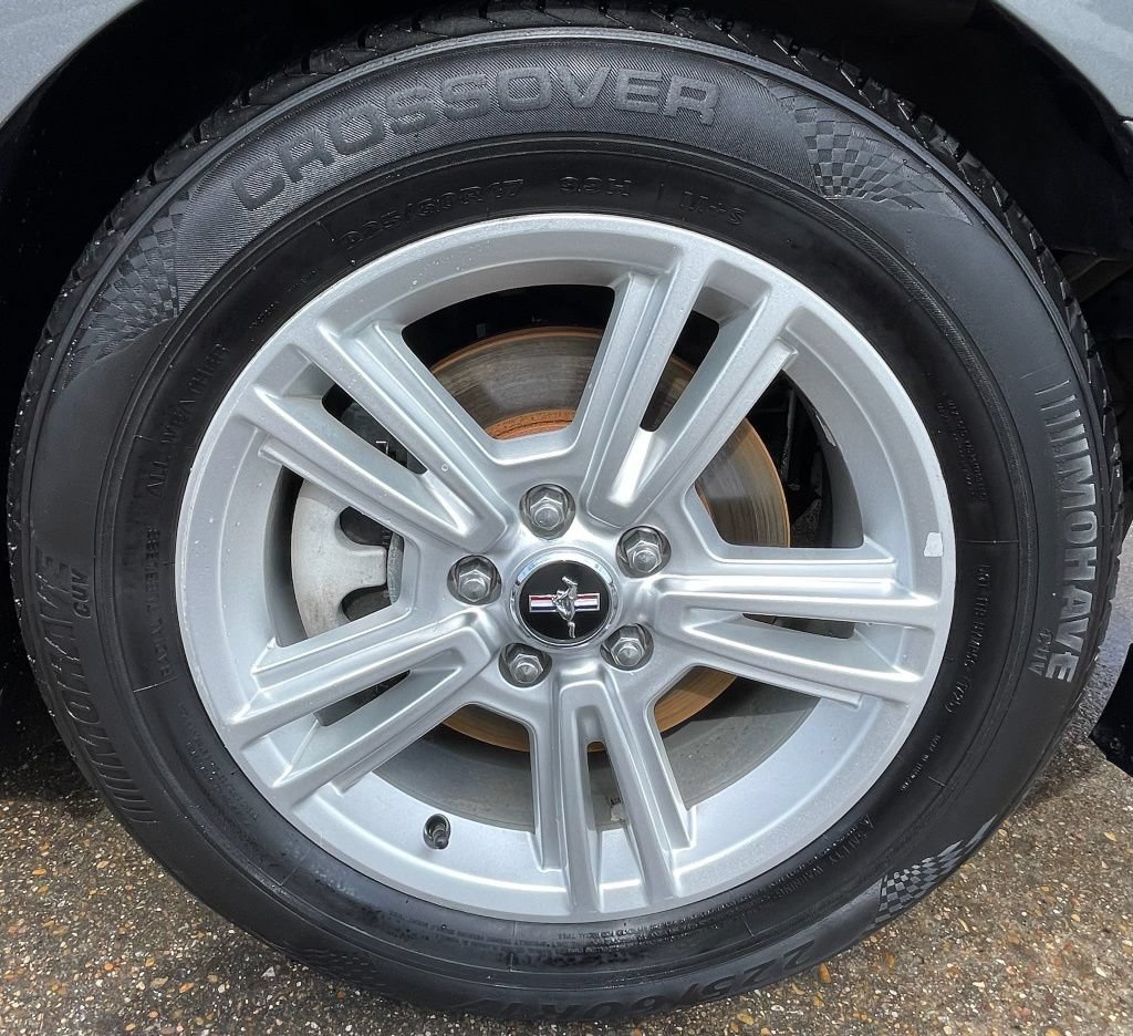 Used 2014 Ford Mustang Coupe RWD image 13