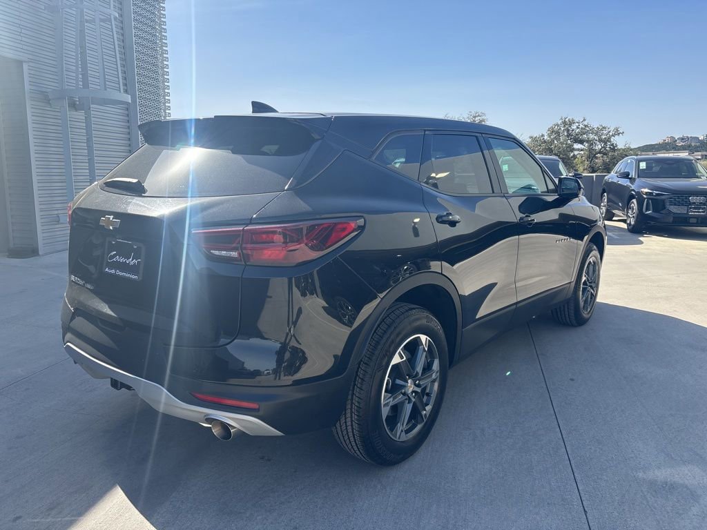 Used 2025 Chevrolet Blazer LT image 6