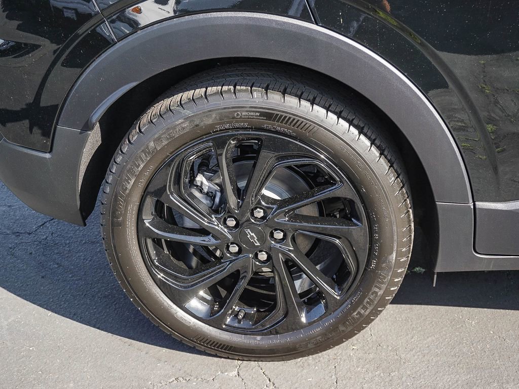 New 2027 Chevrolet Bolt RS w/ Technology Package image 8